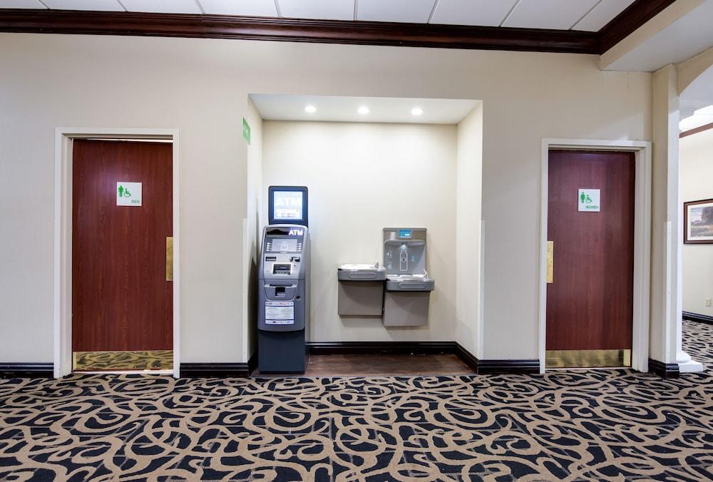 Quality Inn Oneonta Cooperstown Area Экстерьер фото