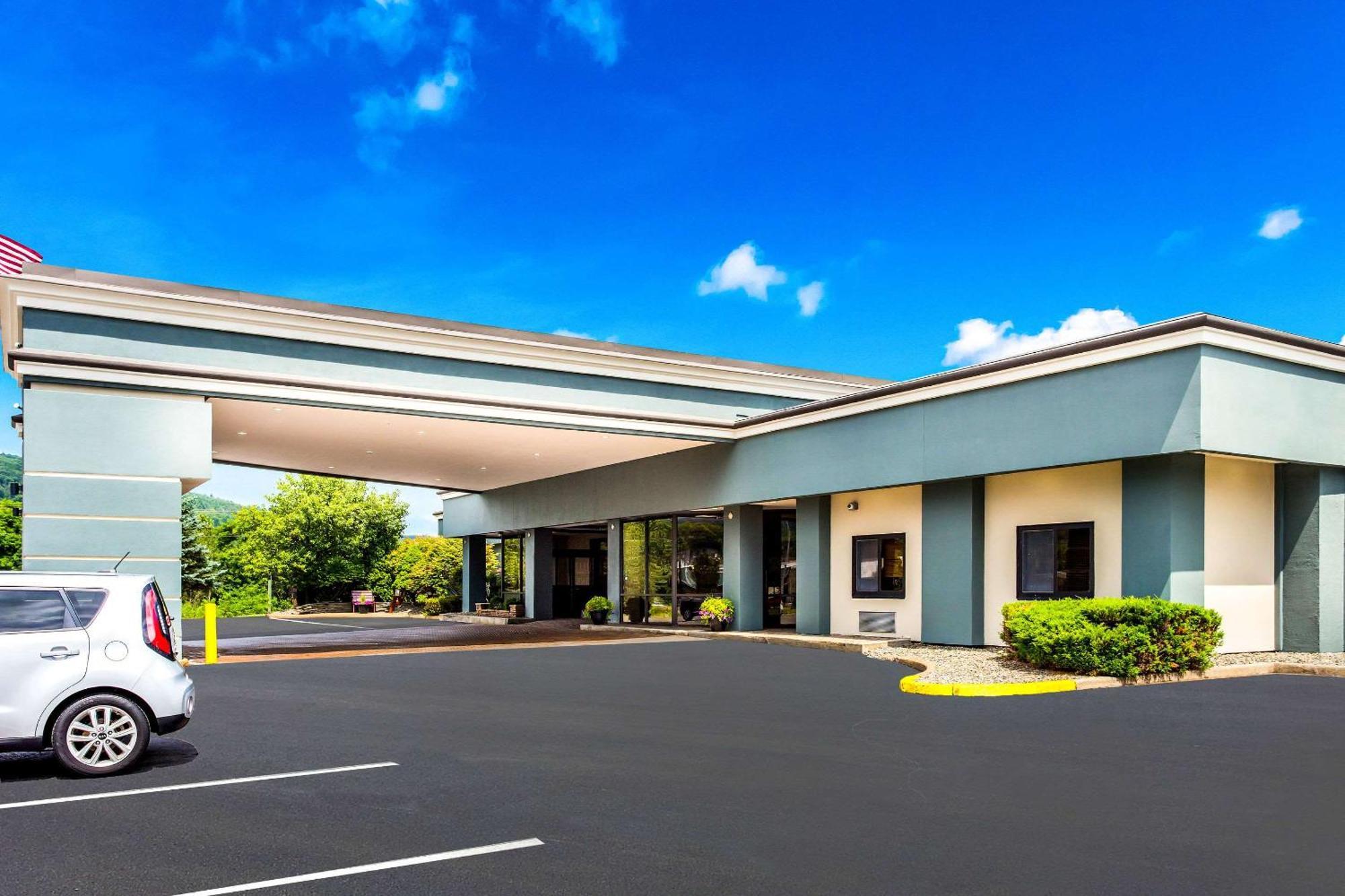 Quality Inn Oneonta Cooperstown Area Экстерьер фото