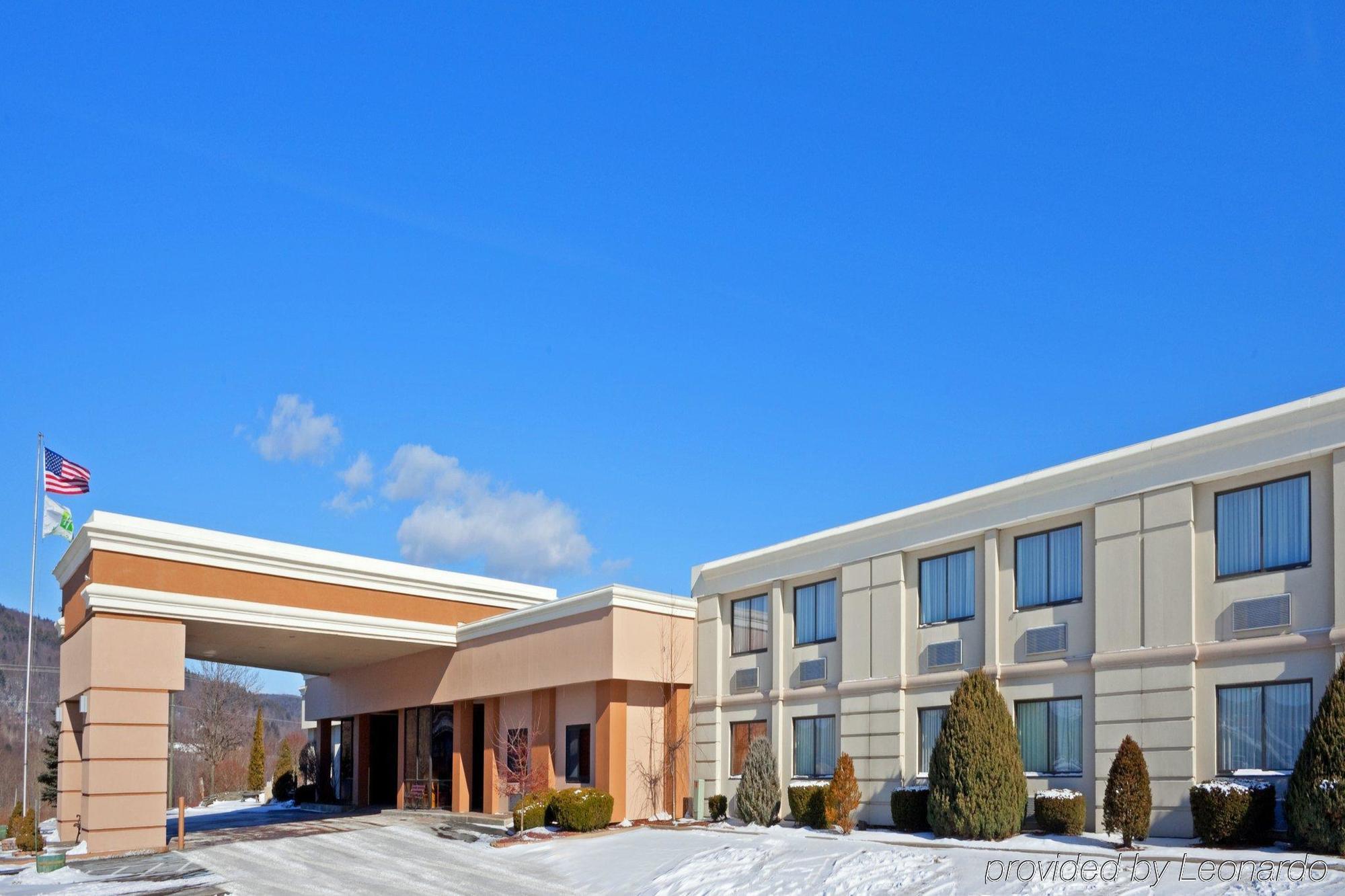 Quality Inn Oneonta Cooperstown Area Экстерьер фото