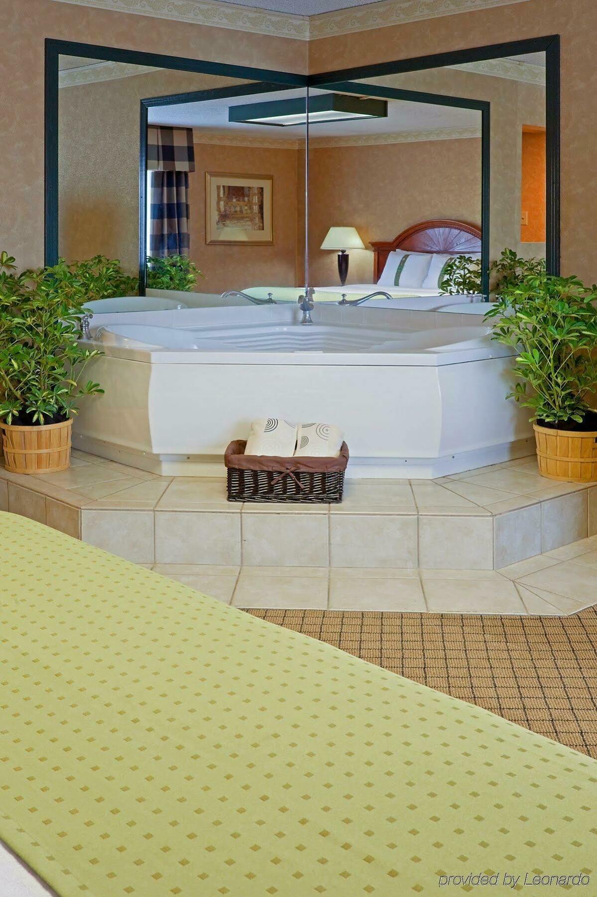 Quality Inn Oneonta Cooperstown Area Экстерьер фото